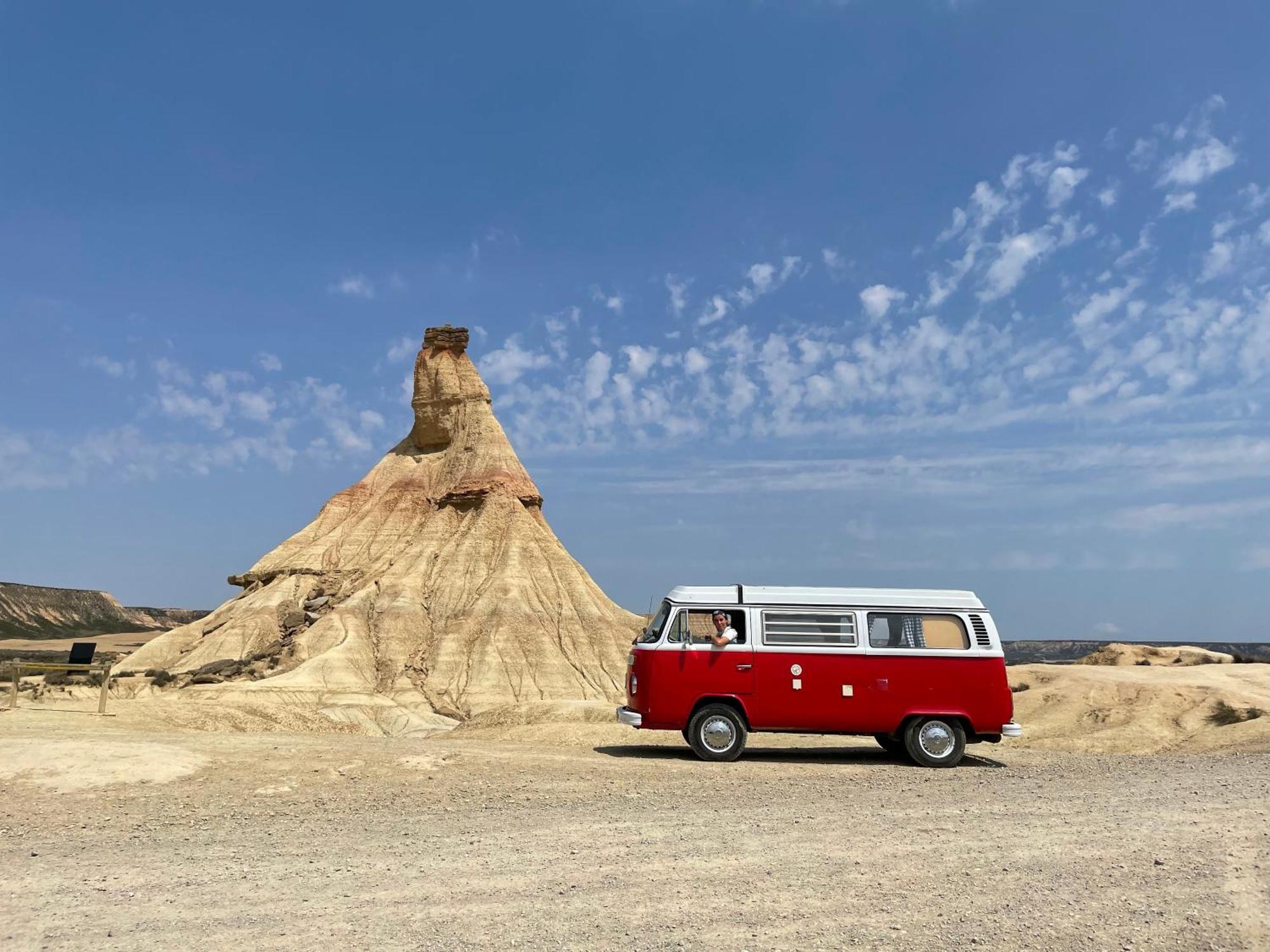 Retro Vw Kombi T2 Campervan โอสปิตาเล็ต เดอ โยเบรกัต ภายนอก รูปภาพ