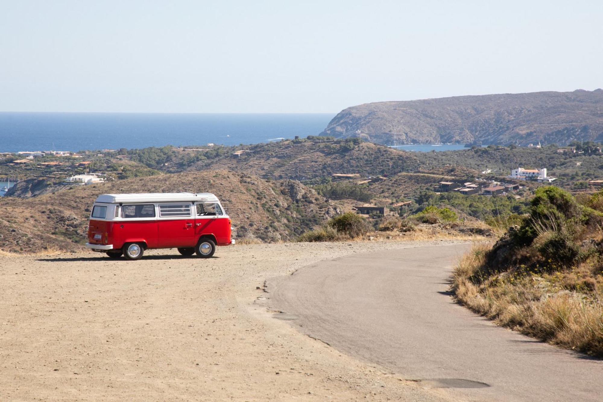 Retro Vw Kombi T2 Campervan โอสปิตาเล็ต เดอ โยเบรกัต ภายนอก รูปภาพ
